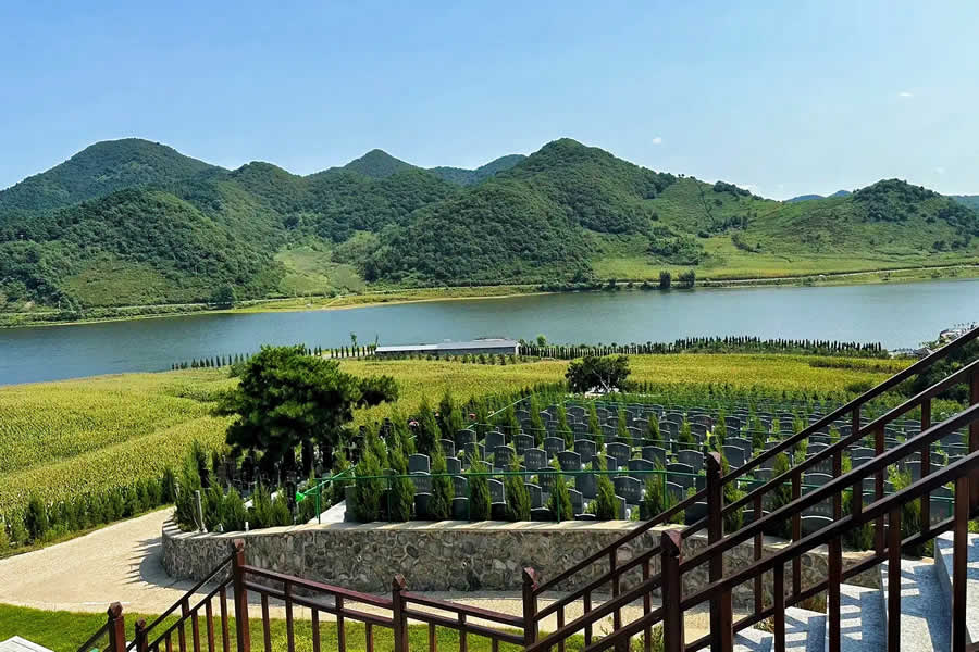 沈阳青云山墓园