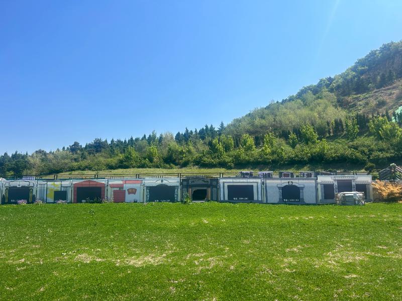 龙福山墓园环境