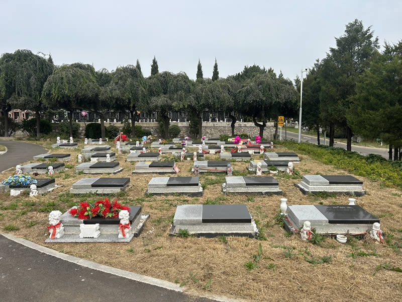 回龙岗墓园生态葬 回龙岗墓园生态葬