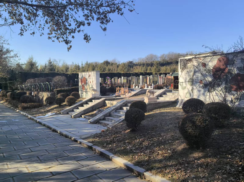 沈阳龙泉古园墓园