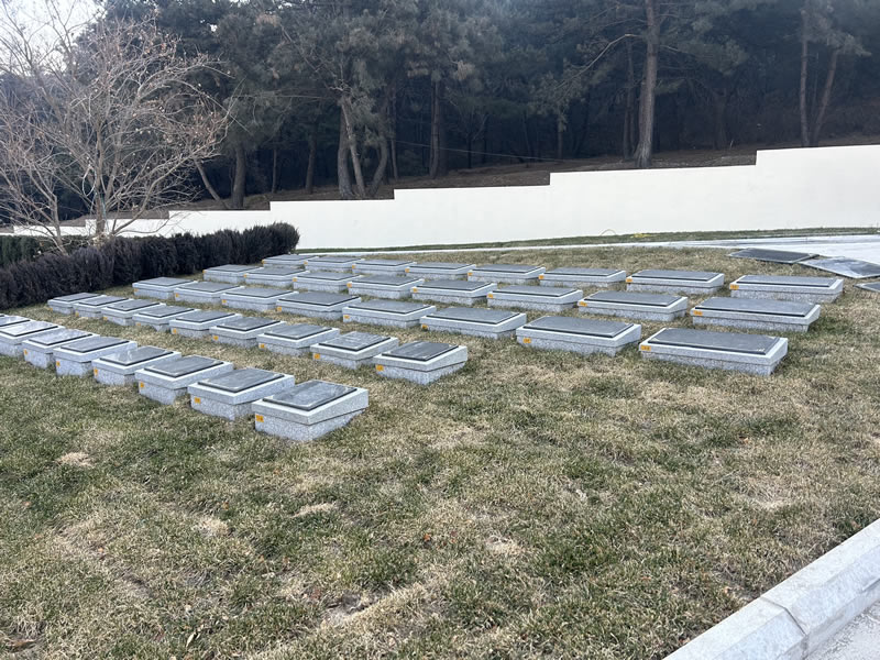 沈阳百贯山松陵墓园