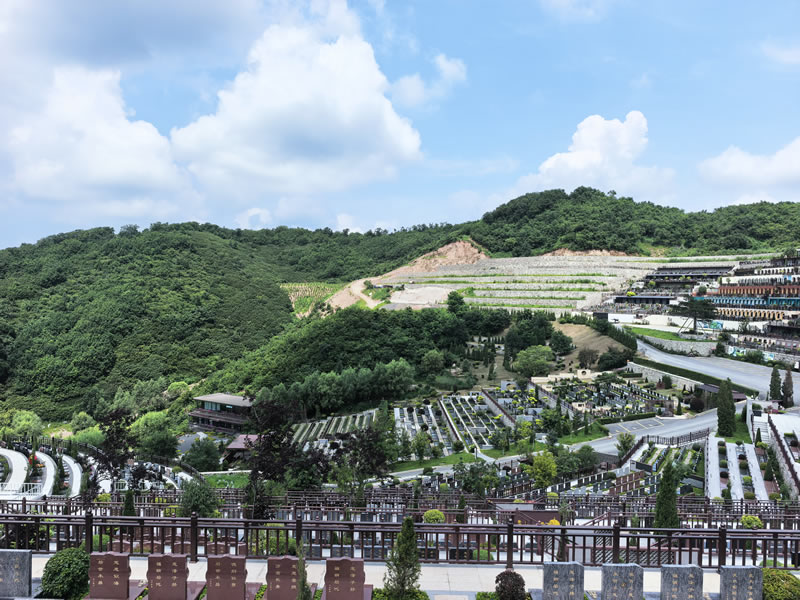 沈阳森林纪念园