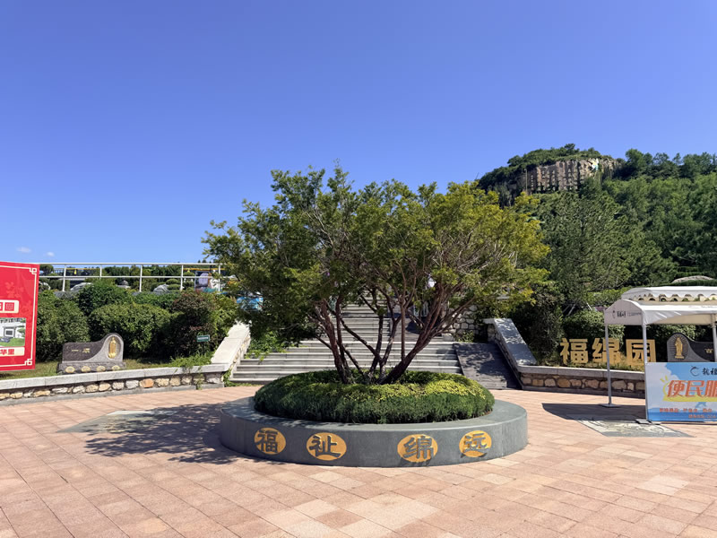 沈阳龙福山墓园